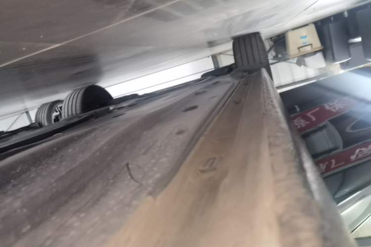 Used Volkswagen Magotan 2024 380TSI DSG Ultimate Edition Right Side Sill