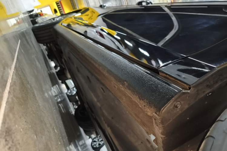 Used Volkswagen Magotan 2024 380TSI DSG Prestige Edition DaMai Package Right Side Sill