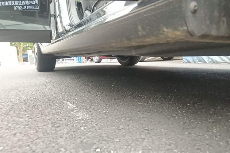 Used Volkswagen Magotan 2024 380TSI DSG Ultimate Edition Right Side Sill