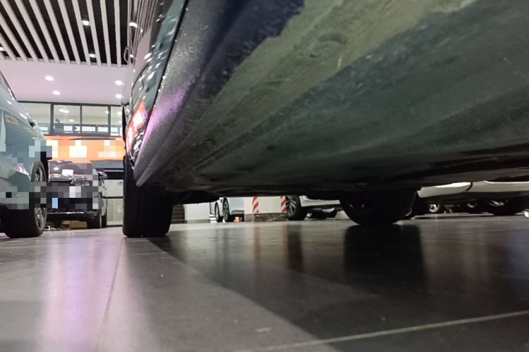 Used Volkswagen Magotan 2024 380TSI DSG Ultimate Edition Right Side Sill