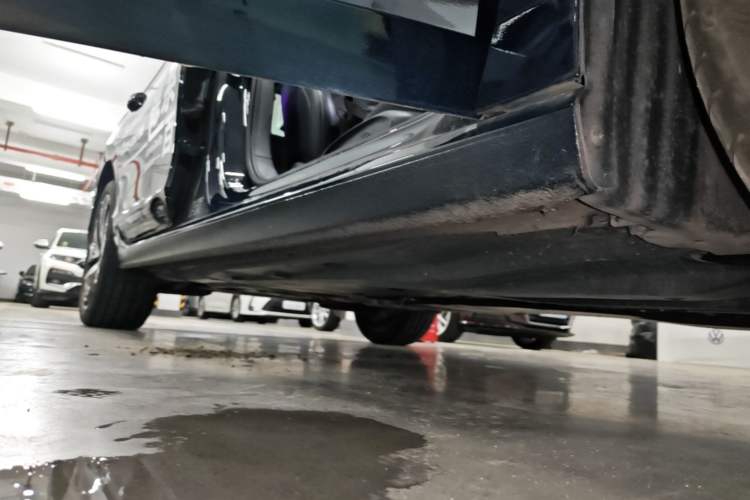 Used Volkswagen Magotan 2024 380TSI DSG Ultimate Edition Right Side Sill