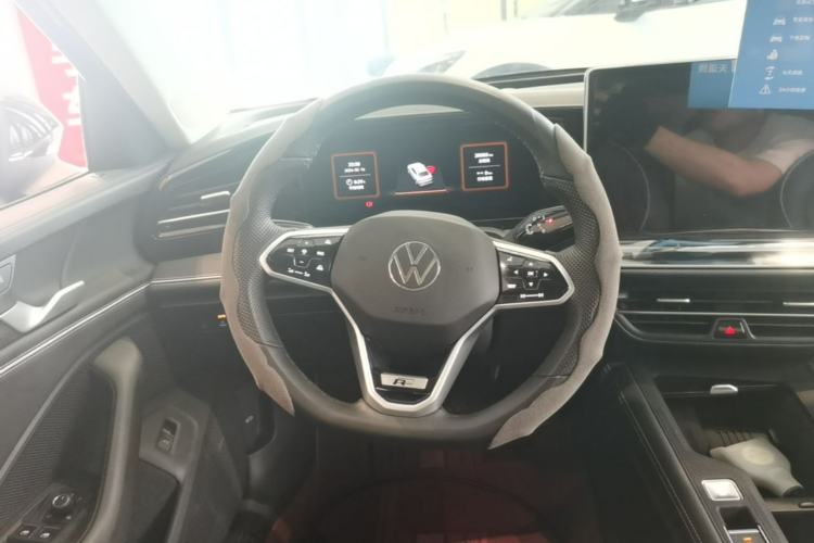 Used Volkswagen Magotan 2024 380TSI DSG Prestige Edition DaMai Package Steering Wheel