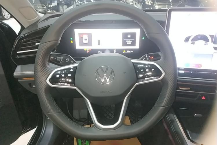 Used Volkswagen Magotan 2024 380TSI DSG Prestige Edition DaMai Package Steering Wheel
