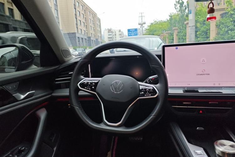 Used Volkswagen Magotan 2024 380TSI DSG Ultimate Edition Steering Wheel