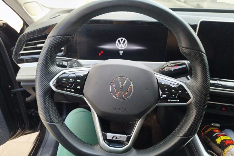 Used Volkswagen Magotan 2024 380TSI DSG Prestige Edition Steering Wheel
