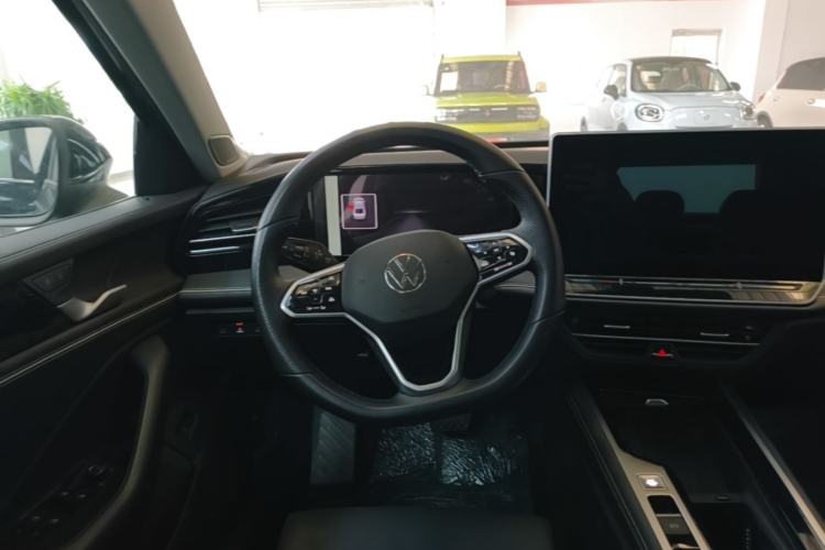 Used Volkswagen Magotan 2024 380TSI DSG Ultimate Edition Steering Wheel