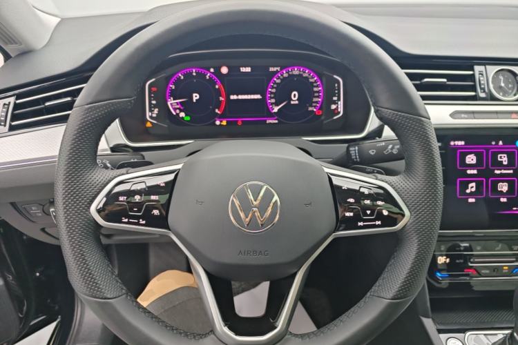 Used Volkswagen Magotan 2024 2 Million Units Zhongxiang Version 330TSI DSG Luxury Edition Steering Wheel