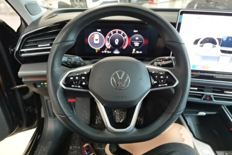 Used Volkswagen Magotan 2024 380TSI DSG Ultimate Edition Steering Wheel