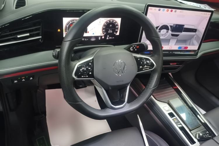 Used Volkswagen Magotan 2024 380TSI DSG Ultimate Edition Steering Wheel