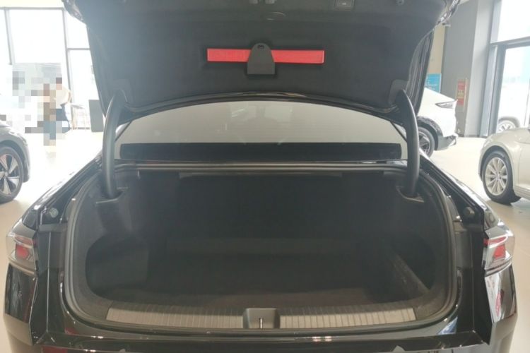 Used Volkswagen Magotan 2024 380TSI DSG Prestige Edition DaMai Package Trunk
