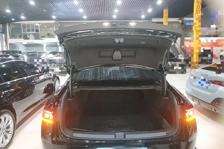 Used Volkswagen Magotan 2024 380TSI DSG Prestige Edition DaMai Package Trunk