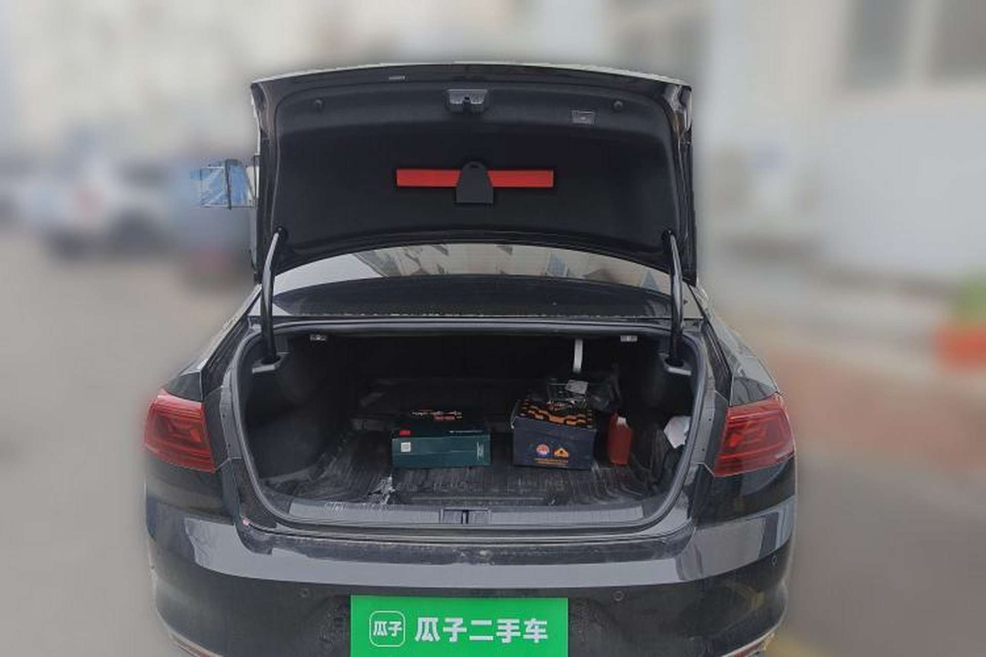 Used Volkswagen Magotan 2024 2 Million Units Zhongxiang Version 330TSI DSG Luxury Edition Trunk