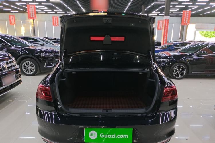 Used Volkswagen Magotan 2024 2 Million Units Zhongxiang Version 330TSI DSG Luxury Edition Trunk