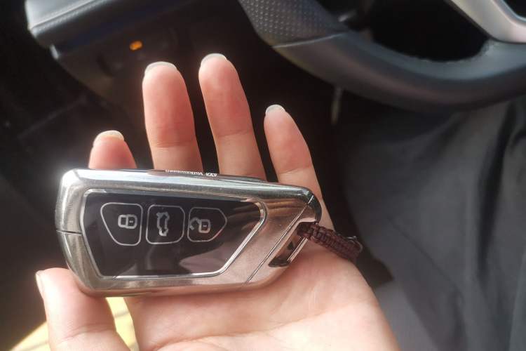 Used Volkswagen Magotan 2024 380TSI DSG Prestige Edition DaMai Package Vehicle Key