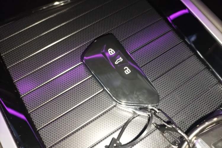 Used Volkswagen Magotan 2024 380TSI DSG Ultimate Edition Vehicle Key