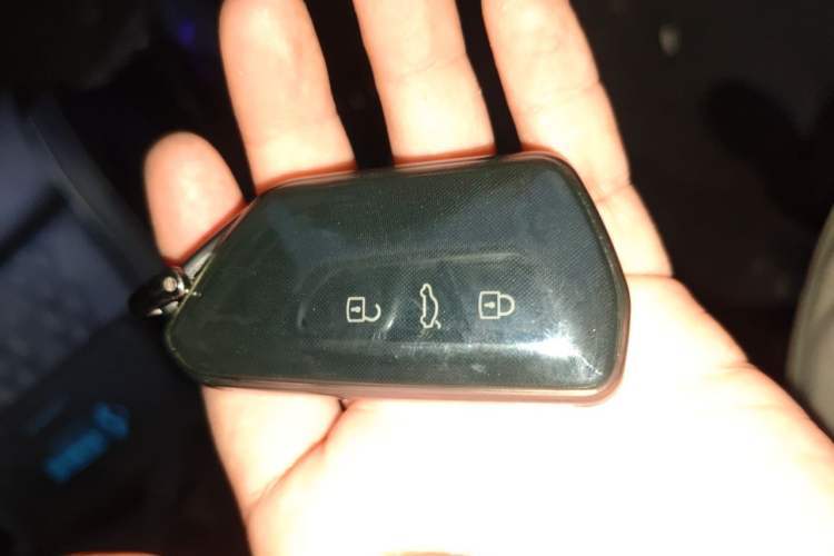 Used Volkswagen Magotan 2024 380TSI DSG Prestige Edition DaMai Package Vehicle Key