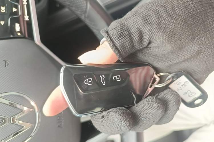 Used Volkswagen Magotan 2024 380TSI DSG Ultimate Edition Vehicle Key