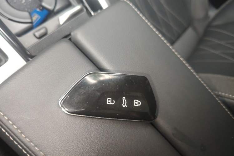 Used Volkswagen Magotan 2024 380TSI DSG Prestige Edition Vehicle Key