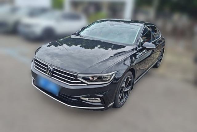 Used Volkswagen Magotan 2024 2 Million Units Zhongxiang Version 330TSI DSG Luxury Edition