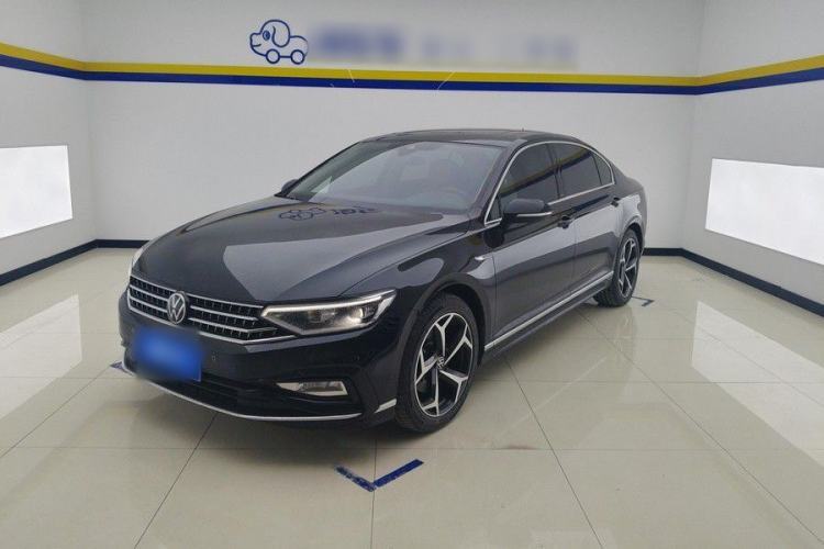 Used Volkswagen Magotan 2024 2 Million Units Zhongxiang Version 330TSI DSG Luxury Edition Guazi used car, China used car export, Used car for sale, Used  cars, Cheapest cars for sale