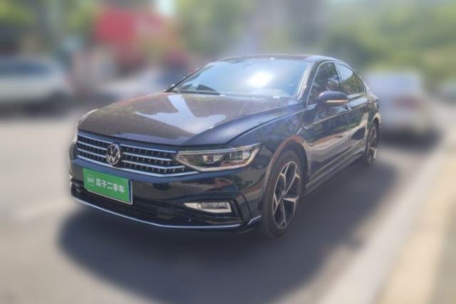 Used Volkswagen Magotan 2024 2 Million Units Zhongxiang Version 330TSI DSG Luxury Edition