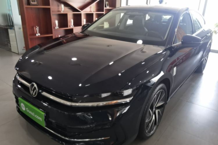 Used Volkswagen Magotan 2024 380TSI DSG Ultimate Edition Guazi used car, China used car export, Used car for sale, Used  cars, Cheapest cars for sale