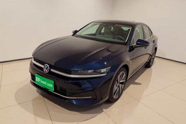 Ojetý Volkswagen Magotan 2024 380TSI DSG Ultimate Edition
