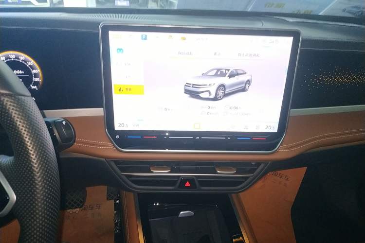Used Volkswagen Magotan 2024 300TSI DSG Prestige Edition—A Real Eye-Catcher Audio And AC Panel