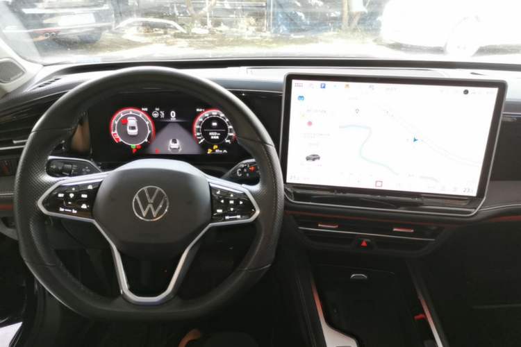 Used Volkswagen Magotan 2024 380TSI DSG Ultimate Edition Center Console