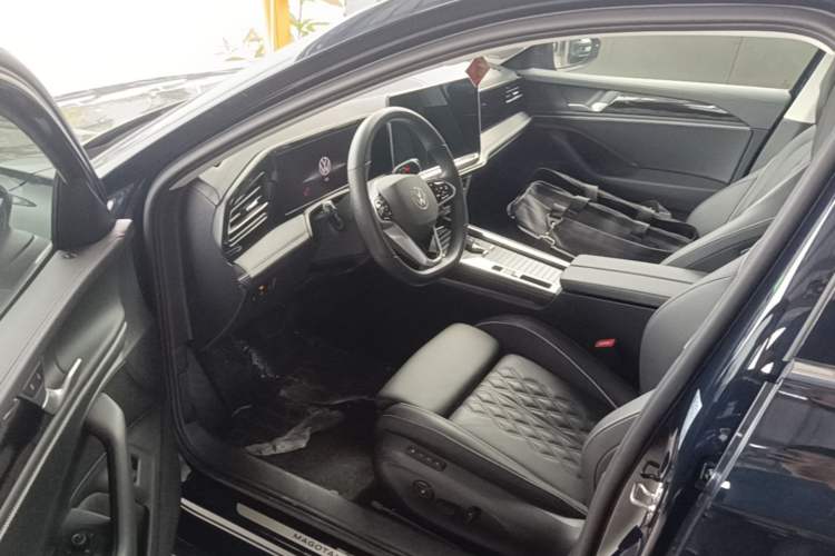 Used Volkswagen Magotan 2024 380TSI DSG Ultimate Edition Driver Seat