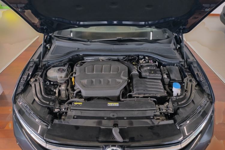 Used Volkswagen Magotan 2024 380TSI DSG Ultimate Edition Engine Bay