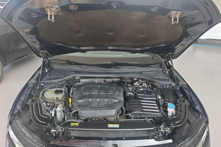 Used Volkswagen Magotan 2024 380TSI DSG Ultimate Edition Engine Bay