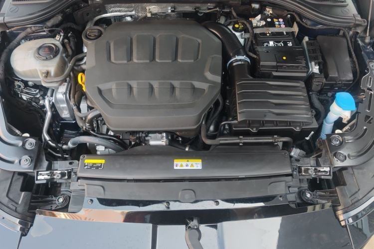 Used Volkswagen Magotan 2024 380TSI DSG Ultimate Edition Engine Bay