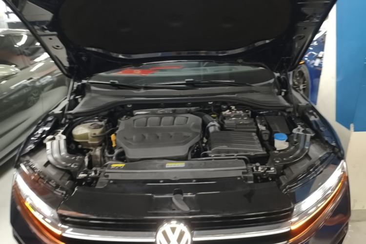 Used Volkswagen Magotan 2024 380TSI DSG Ultimate Edition Engine Bay