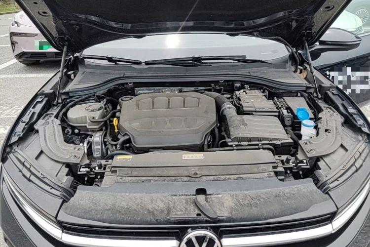 Used Volkswagen Magotan 2024 380TSI DSG Ultimate Edition Engine Bay