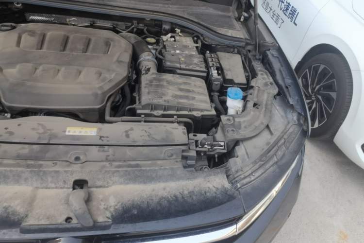 Used Volkswagen Magotan 2024 380TSI DSG Ultimate Edition Engine Bay Left