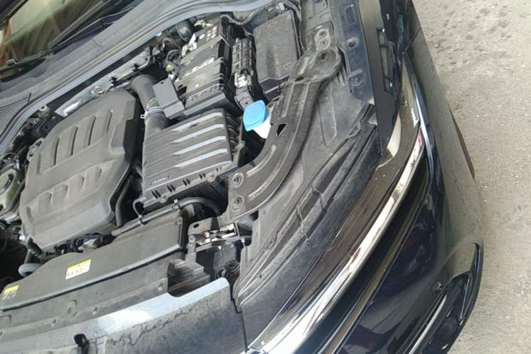Used Volkswagen Magotan 2024 380TSI DSG Ultimate Edition Engine Bay Left