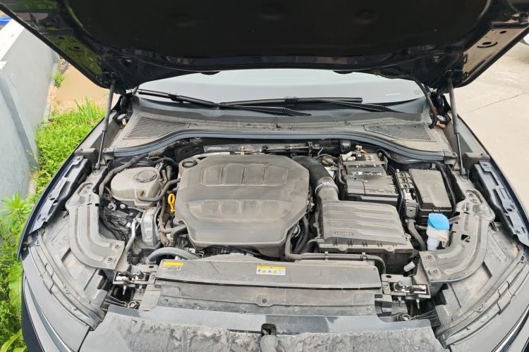Used Volkswagen Magotan 2024 380TSI DSG Ultimate Edition Engine Bay