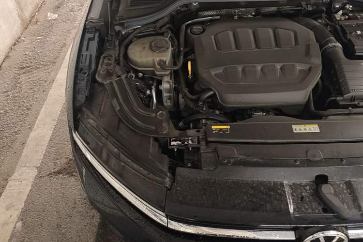 Used Volkswagen Magotan 2024 380TSI DSG Ultimate Edition Engine Bay Right