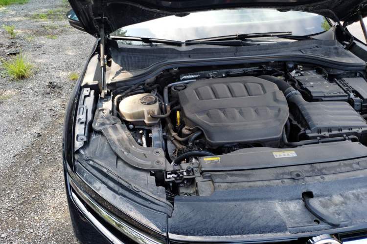 Used Volkswagen Magotan 2024 380TSI DSG Ultimate Edition Engine Bay Right
