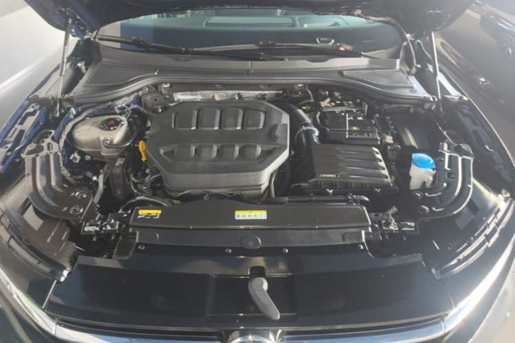 Used Volkswagen Magotan 2024 380TSI DSG Ultimate Edition Engine Bay