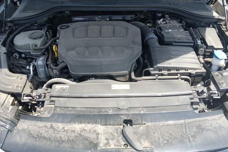 Used Volkswagen Magotan 2024 380TSI DSG Ultimate Edition Engine Bay