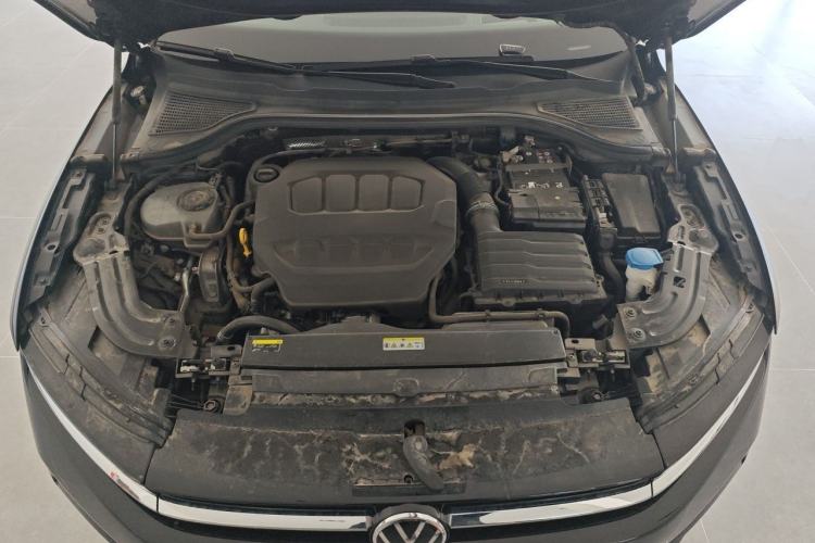 Used Volkswagen Magotan 2024 380TSI DSG Ultimate Edition Engine Bay
