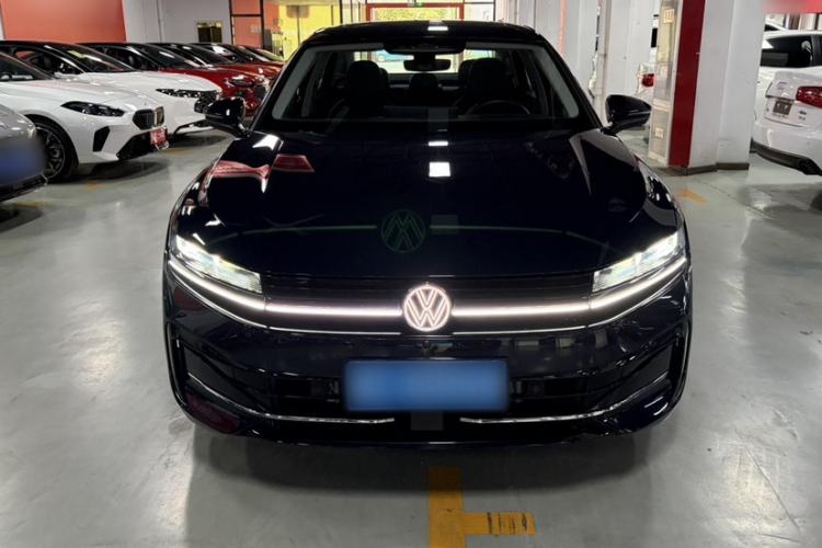 Used Volkswagen Magotan 2024 380TSI DSG Ultimate Edition Exterior 1