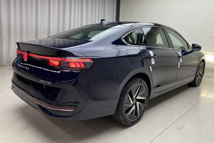 Used Volkswagen Magotan 2024 380TSI DSG Ultimate Edition Exterior 4