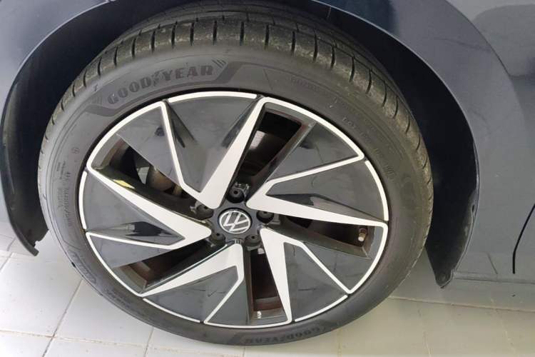 Used Volkswagen Magotan 2024 380TSI DSG Ultimate Edition Exterior 4
