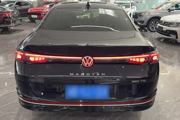 Used Volkswagen Magotan 2024 380TSI DSG Ultimate Edition Exterior 4