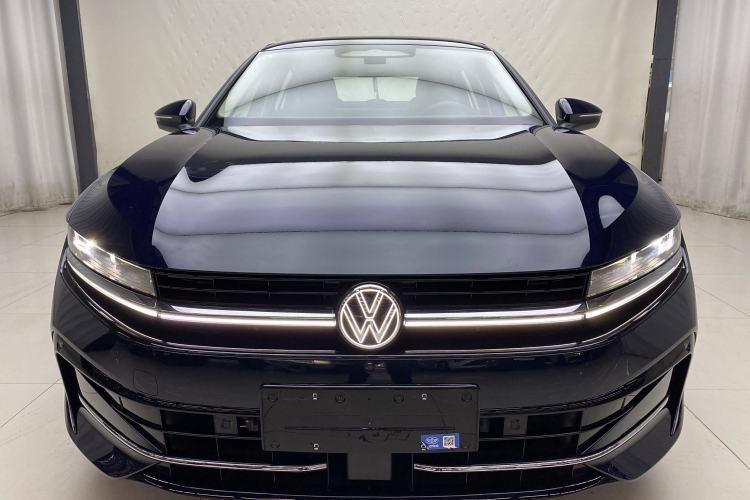 Used Volkswagen Magotan 2024 380TSI DSG Ultimate Edition Exterior 5