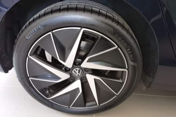Used Volkswagen Magotan 2024 380TSI DSG Ultimate Edition Exterior 5