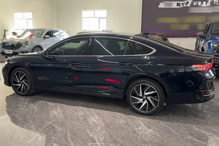 Used Volkswagen Magotan 2024 380TSI DSG Ultimate Edition Exterior 5